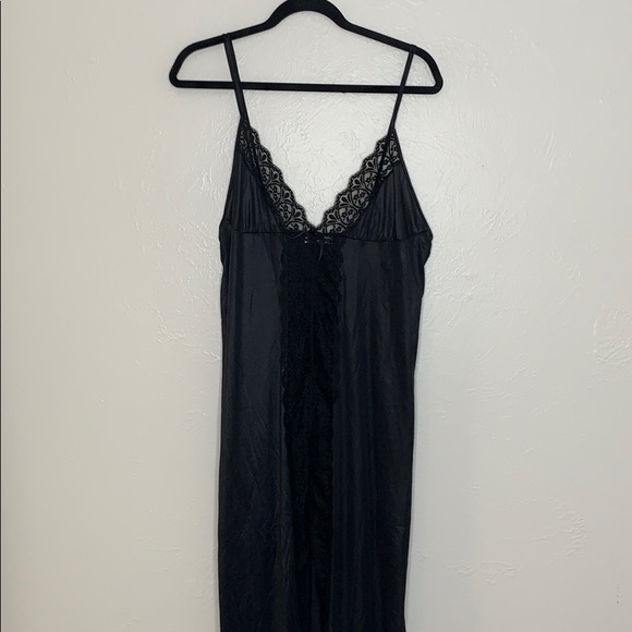 Diane Von Furstenberg Other - Diane von furstenberg black vintage lingerie slip